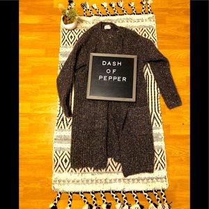 Adorable BoHo universal thread sweater cardigan